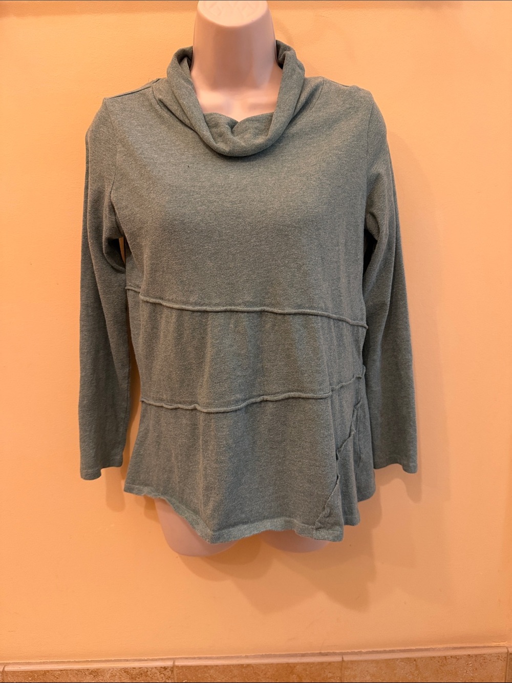 Soft Surroundings Soft Cowl Neck Long-Sleeve Tunic in Sage Green XS Petite